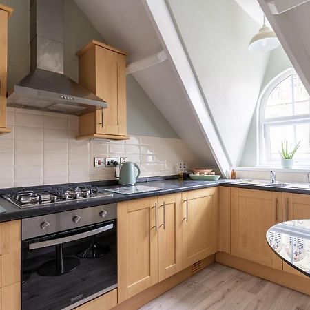 Stowaways Loft Appartement Whitby Buitenkant foto